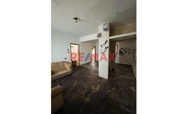 Se Vende Casa Comercial En Av La Paz, La Perla Callao