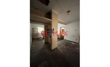 Se Vende Casa Comercial En Av La Paz, La Perla Callao