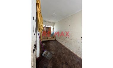 Se Vende Casa Comercial En Av La Paz, La Perla Callao