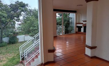 RENTO PRECIOSA Y CONFORTABLE CASA   EN HERMOSO CONJUNTO. LOMAS DE TECAMACHALCO