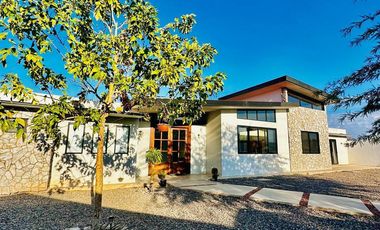 Casa de Una Planta en Venta en Pueblo Dorado