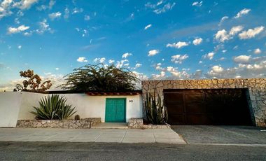 Casa de Una Planta en Venta en Pueblo Dorado
