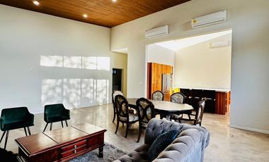 Casa de Una Planta en Venta en Pueblo Dorado