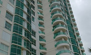 RENTA DEPARTAMENTO A PIE DE PLAYA EN CANCÚN