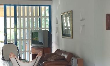 Casa Campestre en Venta Girardot, Ricaurte, Cundinamarca a una cuadra del Mall de Peñalisa