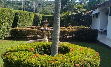 Casa Campestre en Venta Girardot, Ricaurte, Cundinamarca a una cuadra del Mall de Peñalisa