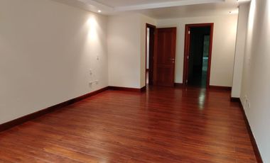 DEPARTAMENTO EN VENTA EN SECTOR CANAL 8, QUITO