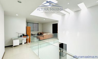 Casa en Renta Amueblada Villa Verona Zona Andares Zapopan