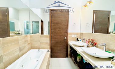 Casa en Renta Amueblada Villa Verona Zona Andares Zapopan