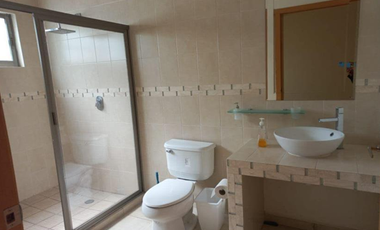 VENTA DE HERMOSA CASA