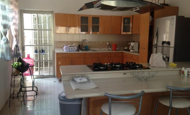 VENTA DE HERMOSA CASA