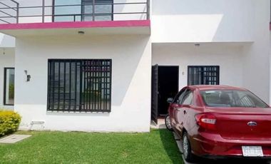 CASA EN RENTA