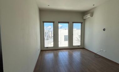 CASA EN VENTA AL NORTE DE SALTILLO EN FRACCIONAMIENTO CERRADO LAS CANTERAS