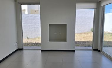 CASA EN VENTA AL NORTE DE SALTILLO EN FRACCIONAMIENTO CERRADO LAS CANTERAS