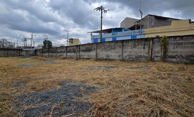 Alquilo Oportunidad Negocio Terreno 700m² Samanes 7 a ½ cuadra Av. Orellana