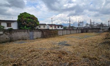 Alquilo Oportunidad Negocio Terreno 700m² Samanes 7 a ½ cuadra Av. Orellana