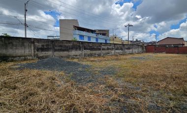 Alquilo Oportunidad Negocio Terreno 700m² Samanes 7 a ½ cuadra Av. Orellana