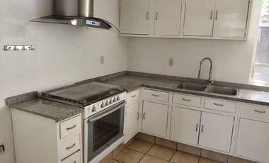 Casa en venta en Balcones de Valle Dorado