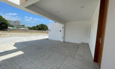 Casa en renta. Fracc. La Huerta, Ixtacomitan 2da sección. Villahermosa Tabasco