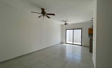 Casa en renta. Fracc. La Huerta, Ixtacomitan 2da sección. Villahermosa Tabasco