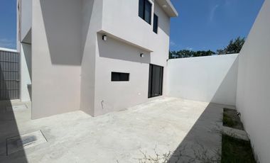 Casa en renta. Fracc. La Huerta, Ixtacomitan 2da sección. Villahermosa Tabasco