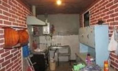 VENTA PROPIEDAD  CON LOCALES COMERCIALES CENTRO TALCA 750.000----