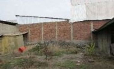 VENTA PROPIEDAD  CON LOCALES COMERCIALES CENTRO TALCA 750.000----