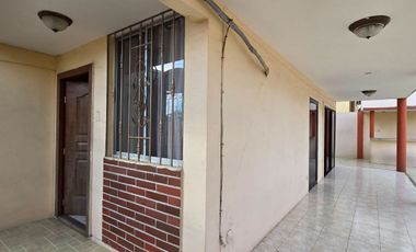 Vendo Casa Esquinera en Urbanización Estrella del Mar con 4 Dormitorios 199 m²