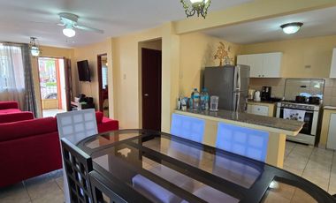 Vendo Casa Esquinera en Urbanización Estrella del Mar con 4 Dormitorios 199 m²