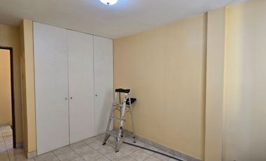 Vendo Casa Esquinera en Urbanización Estrella del Mar con 4 Dormitorios 199 m²