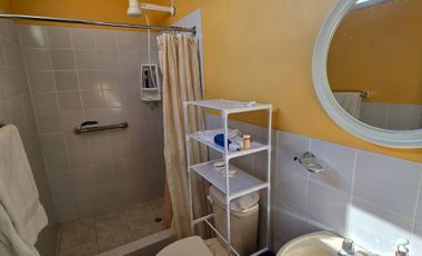 Vendo Casa Esquinera en Urbanización Estrella del Mar con 4 Dormitorios 199 m²
