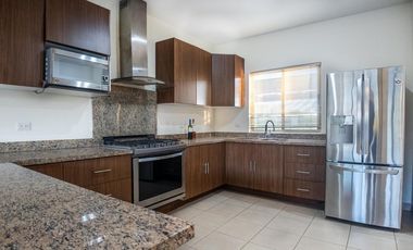 Hermosa Casa totalmente amueblada en camino del mar el tezal