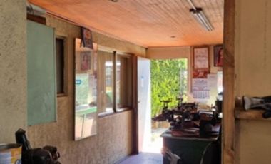 SE VENDE CASA CON UBICACION PREVILIGIADA