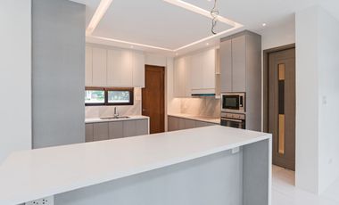 EXCLUSIVE 5-BR HOME IN TAHANAN VILLAGE | 280 SQM LOT | 375 SQM FA | READY FOR OCCUPANCY!