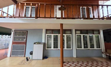 Classic Vintage-Style Hardwood House at a Hot Price—Lower than the Appraisal Value! Single House for Sale Behind Lotus Ban Chang, Phla Subdistrict