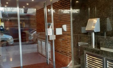 2 Ambientes Muy Luminoso con Cochera Fija - Barrio La Imprenta