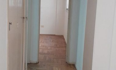 2 Ambientes Muy Luminoso con Cochera Fija - Barrio La Imprenta