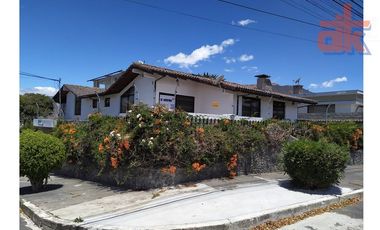 Arriendo Amplia Casa 350m2 independiente la Primavera 2