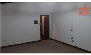 Arriendo Amplia Casa 350m2 independiente la Primavera 2
