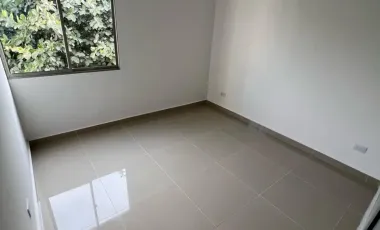 VENDO HERMOSA CASA EN EL BARRIO LOS ANDES PARA ESTRENAR