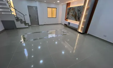 VENDO HERMOSA CASA EN EL BARRIO LOS ANDES PARA ESTRENAR