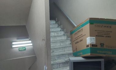 Ofrezco Edificio Uso de Suelo Multifamiliar En Avenida En Venta en el Centro