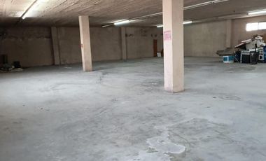 Ofrezco Edificio Uso de Suelo Multifamiliar En Avenida En Venta en el Centro