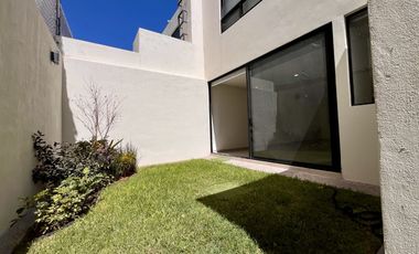 CASA EN RENTA, AZHALA SKY HOMES, ZIBATÁ, Qro.