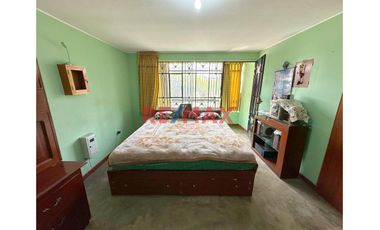 Se Vende Casa Frente A Parque