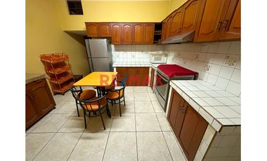 Se Vende Casa Frente A Parque