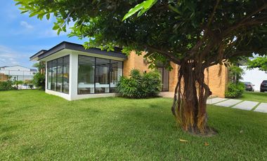 Vendo Moderna Casa de Estreno en Urbanización Savali, tu Nuevo Hogar Vía Salitre