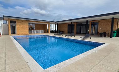 Vendo Moderna Casa de Estreno en Urbanización Savali, tu Nuevo Hogar Vía Salitre
