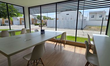 Vendo Moderna Casa de Estreno en Urbanización Savali, tu Nuevo Hogar Vía Salitre