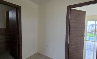 Vendo Moderna Casa de Estreno en Urbanización Savali, tu Nuevo Hogar Vía Salitre